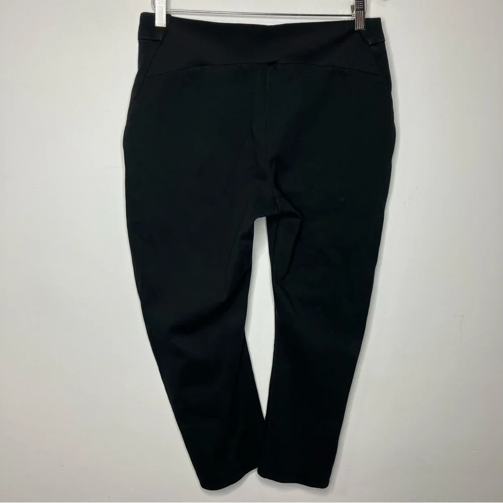 Nike ankle cropped knit pants‎ size 12